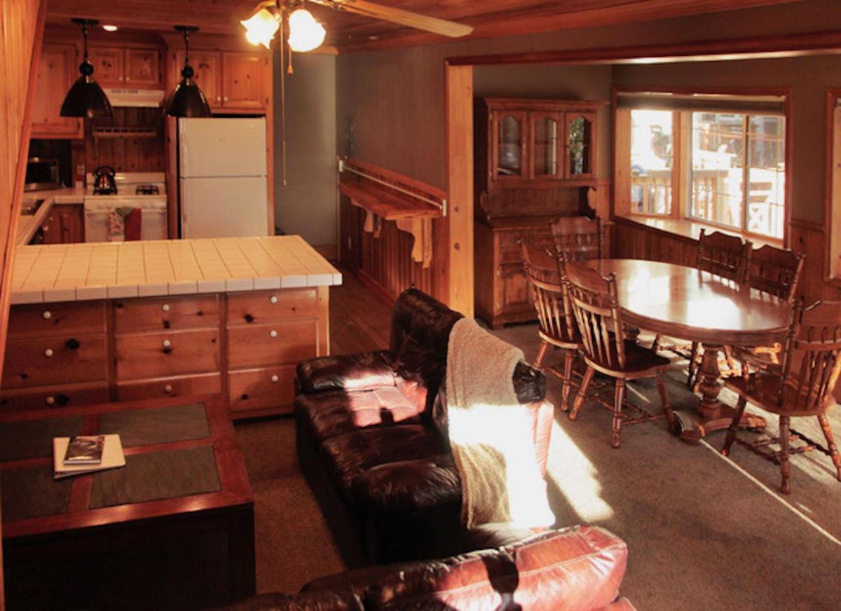Silver Pines Lodge Idyllwild Exterior photo