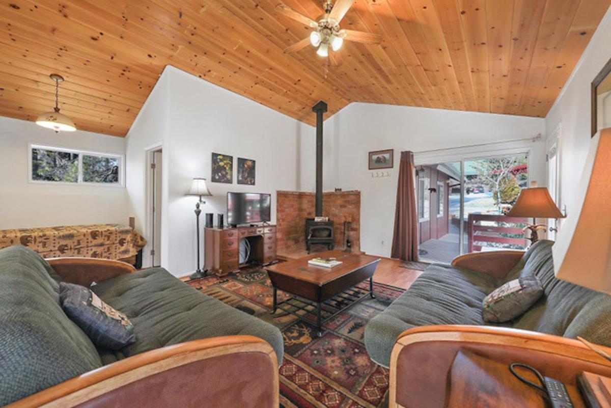 Silver Pines Lodge Idyllwild Exterior photo